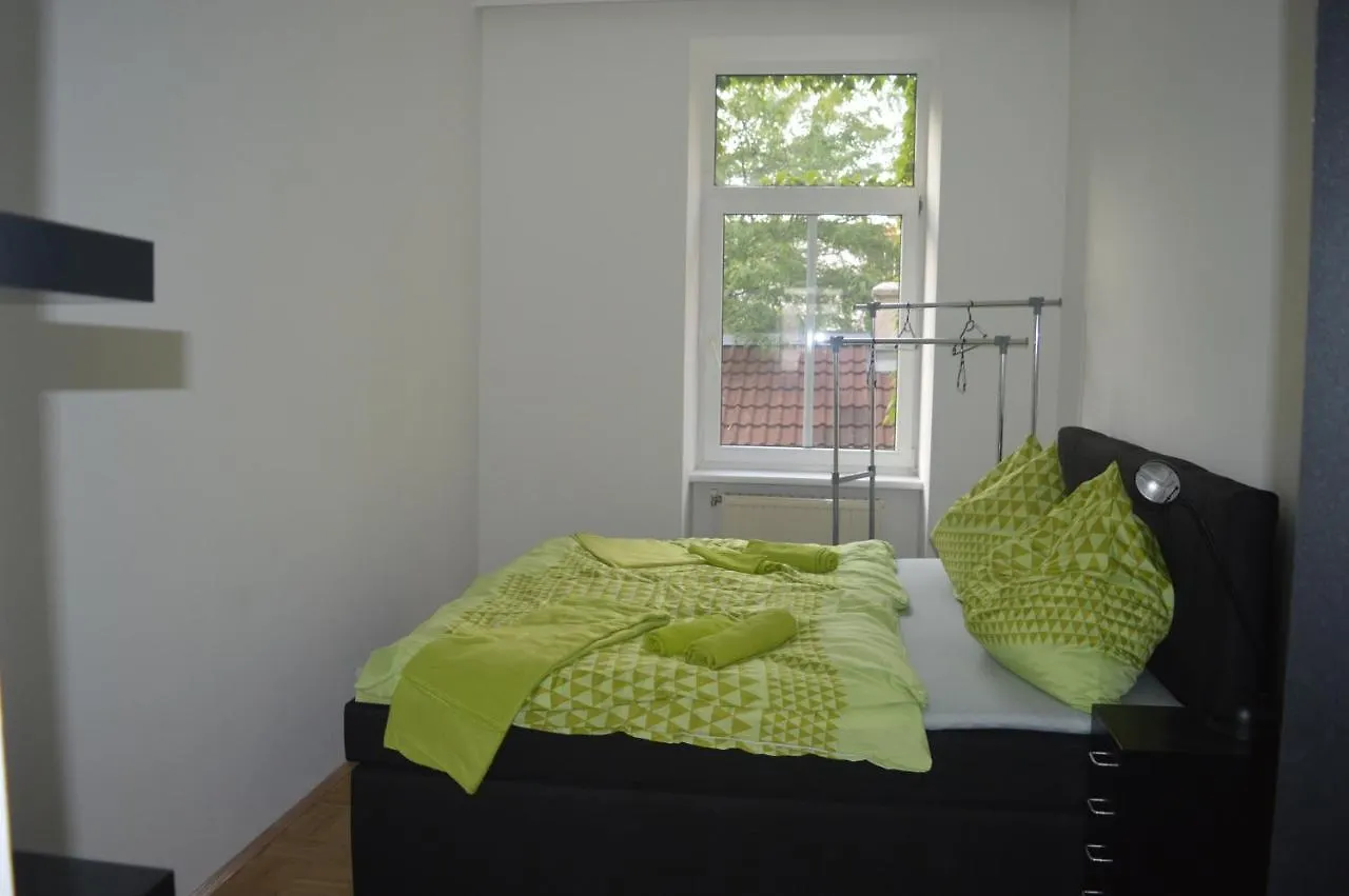 Διαμέρισμα Nette Altbauwohnung Nur 10 Min Von Der City Βιέννη