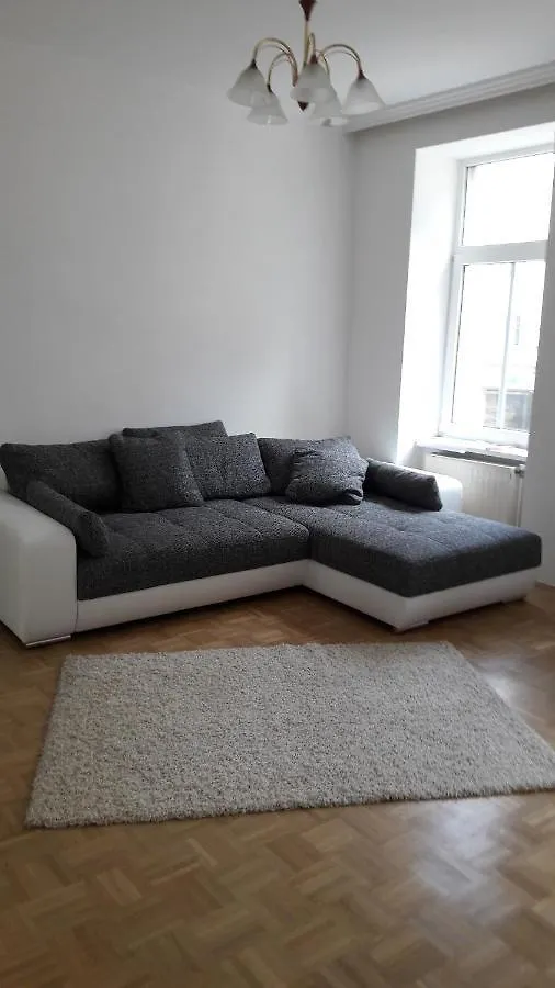 Nette Altbauwohnung Nur 10 Min Von Der City Βιέννη 0*,