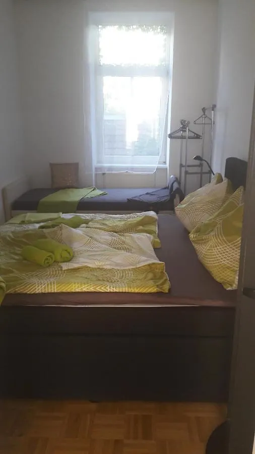 Nette Altbauwohnung Nur 10 Min Von Der City Βιέννη Διαμέρισμα